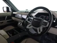 Used Land Rover Defender SE Dynamic 250 HP (183 kW) 2022 Green SUV