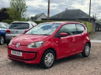 Begagnad VW up! move up! 60 HK (44 kW) 2015 Röd Halvkombi