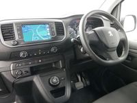 Used Peugeot Expert Premium 145 HP (106 kW) 2024 Grey Van