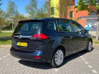 Used Vauxhall Zafira Design Edition 140 HP (102 kW) 2017 Blue MPV