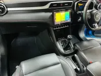 Usado MG ZS Exclusive 106 HP (77 kW) 2023 Azul SUV