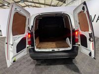 Used Peugeot Partner 2019 White MPV