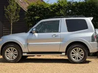 Used Mitsubishi Shogun 200 HP (147 kW) 2014 Silver SUV