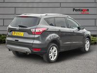 Usado Ford Kuga Titanium 120 CV (88 kW) 2018 Gris SUV