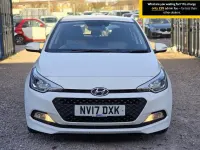 Used Hyundai i20 SE 100 HP (73 kW) 2017 White Hatchback