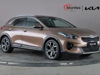 Usado Kia XCeed 158 HP (116 kW) 2022 Castanho SUV
