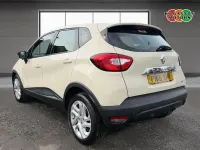 Used Renault Captur Dynamique 90 HP (66 kW) 2016 White SUV