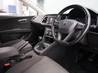 Used Seat Leon SE 110 HP (80 kW) 2016 White Hatchback