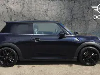 Używany Mini Cooper Hatch 134 KM (98 kW) 2023 Czarny Hatchback