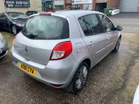 used Renault Clio 1.2 16V Dynamique TomTom 5dr