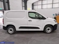 Used Citroën Berlingo 100 HP (73 kW) 2023 White MPV