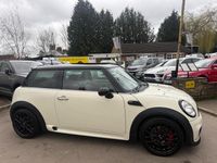 Used Mini John Cooper Works Hatch 211 HP (155 kW) 2008 White Hatchback