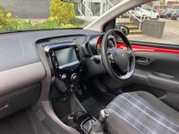 used Peugeot 108 1.0 ALLURE EURO 6 5DR PETROL FROM 2019 FROM WOLVERHAMPTON (WV14 7DG) | SPOTICAR