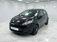 Begagnad Ford Fiesta 2010 Svart Halvkombi