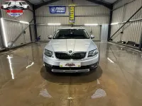 Used Skoda Octavia Scout 4x4 140 HP (102 kW) 2015 Silver Estate