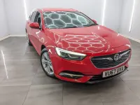 Used Vauxhall Insignia Elite 136 HP (100 kW) 2017 Red Estate