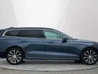 Used Volvo V60 Momentum 194 HP (142 kW) 2021 Blue Estate