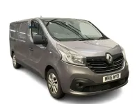 Usado Renault Trafic 120 HP (88 kW) 2016 Cinzento Monovolume