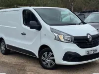Used Renault Trafic Business 125 HP (91 kW) 2017 White MPV
