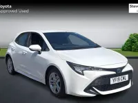 Used Toyota Corolla 122 HP (89 kW) 2019 White Hatchback