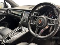 Used Porsche Macan 252 HP (185 kW) 2018 Black SUV