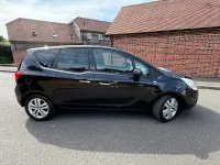 Used Vauxhall Meriva 130 HP (95 kW) 2011 Black MPV