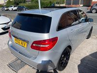 Used Mercedes B180 122 HP (89 kW) 2013 Silver MPV