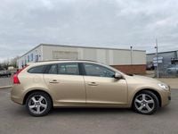 Used Volvo V60 SE 163 HP (119 kW) 2012 Gold Estate