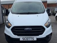 Used Ford Transit Custom Limited 130 HP (95 kW) 2020 White Van