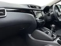 Used Nissan Qashqai Acenta Premium 140 HP (102 kW) 2020 Red SUV