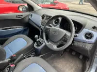 Used Hyundai i10 SE 87 HP (63 kW) 2015 Blue Hatchback