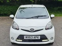 Used Toyota Aygo 68 HP (50 kW) 2013 White Hatchback