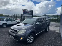 Used Toyota HiLux 171 HP (125 kW) 2011 Grey Pickup