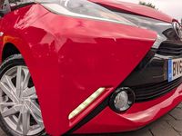 Used Toyota Aygo x-press 70 HP (51 kW) 2014 Red pop Hatchback