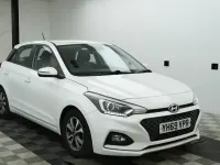 Used Hyundai i20 SE 84 HP (61 kW) 2019 White Hatchback