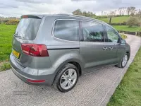 Usado Seat Alhambra Ecomotive 150 CV (110 kW) 2015 Gris Monovolumen