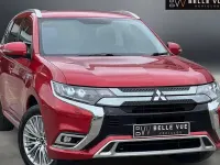 Usado Mitsubishi Outlander P-HEV 177 HP (130 kW) 2018 Carrinha