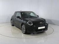 Used Mini Cooper SE Hatch 158 kW (215 HP) 2024 Black Hatchback
