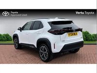 Usado Toyota Yaris Cross 113 HP (83 kW) 2024 Branco SUV