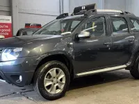 Used Dacia Duster Lauréate 110 HP (80 kW) 2017 Grey SUV