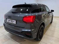 Begagnad Audi Q2 Black Edition 2021 Grå SUV