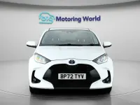 Used Toyota Yaris Design 116 HP (85 kW) 2023 White Hatchback
