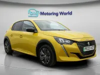 Used Peugeot e-208 Active+ 100 kW (136 HP) 2023 Yellow Hatchback