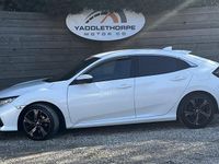 Used Honda Civic SR 120 HP (88 kW) 2019 White Hatchback