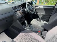 Used VW Tiguan Life 150 HP (110 kW) 2023 Blue SUV