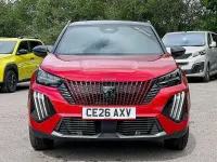 Neu Peugeot 2008 GT 129 PS (94 kW) 2026 Rot SUV