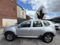 Begagnad Dacia Duster Lauréate 110 HK (80 kW) 2016 Silver SUV