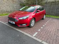Usado Ford Focus Zetec 2016 Vermelho Citadino