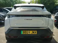 New Peugeot e-3008 Allure 156 kW (213 HP) 2026 White SUV