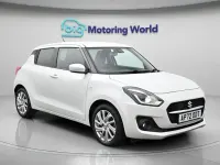 Second-hand Suzuki Swift SZ-T 83 CP (61 kW) 2023 Alb Hatchback